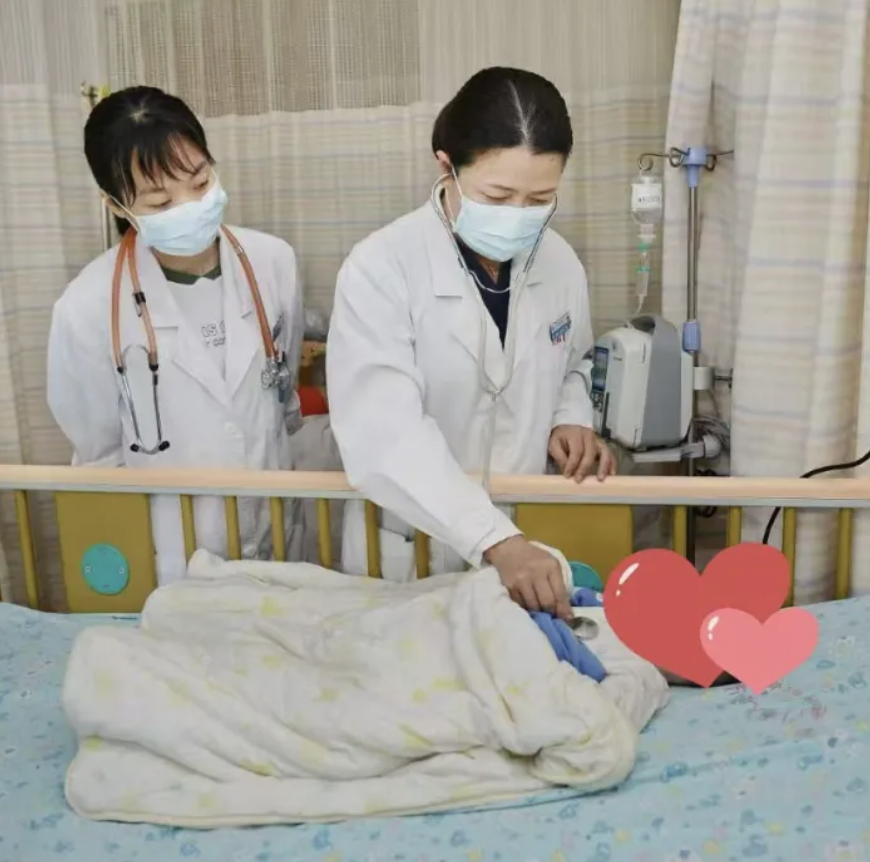 被患儿家庭信任是怎样的体验？这两个故事太治愈